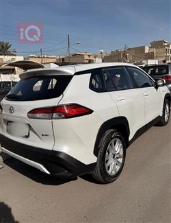 تۆیۆتا کۆرۆلا کرۆس